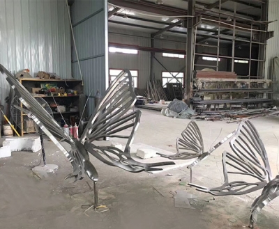 不锈钢雕塑厂家